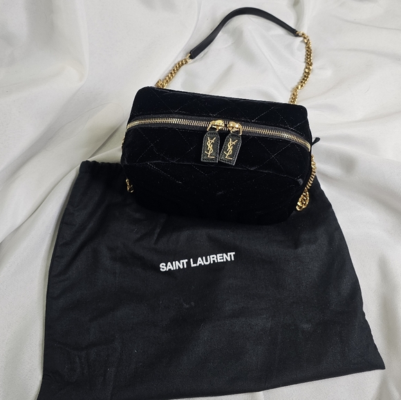 🔥100% Authentic Yves Saint Laurent🔥 Velvet Crossbody Bag with Gold Accents - Picture 1 of 8
